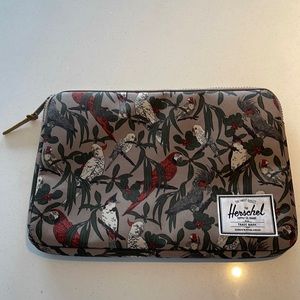 Herschel 13” laptop case